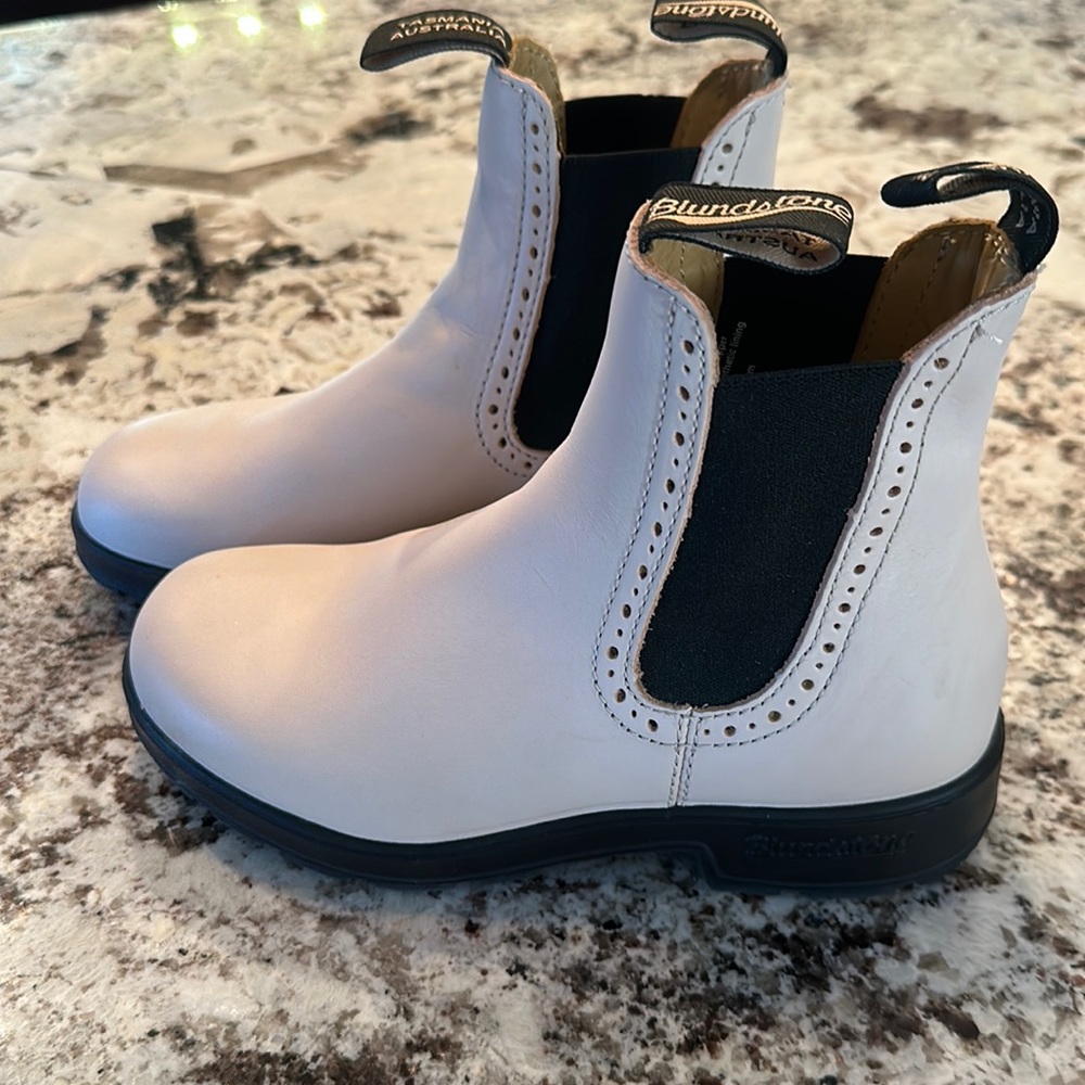Women’s Blundstone Boots